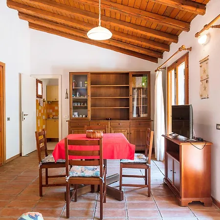 Casa Le Rocce * 阿尔扎凯纳