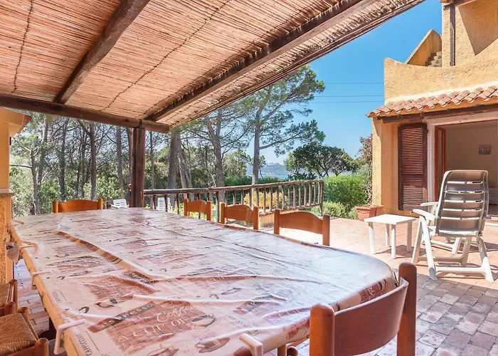 Casa Le Rocce Nyaraló *